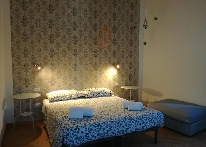 Dante And Bed & Breakfast